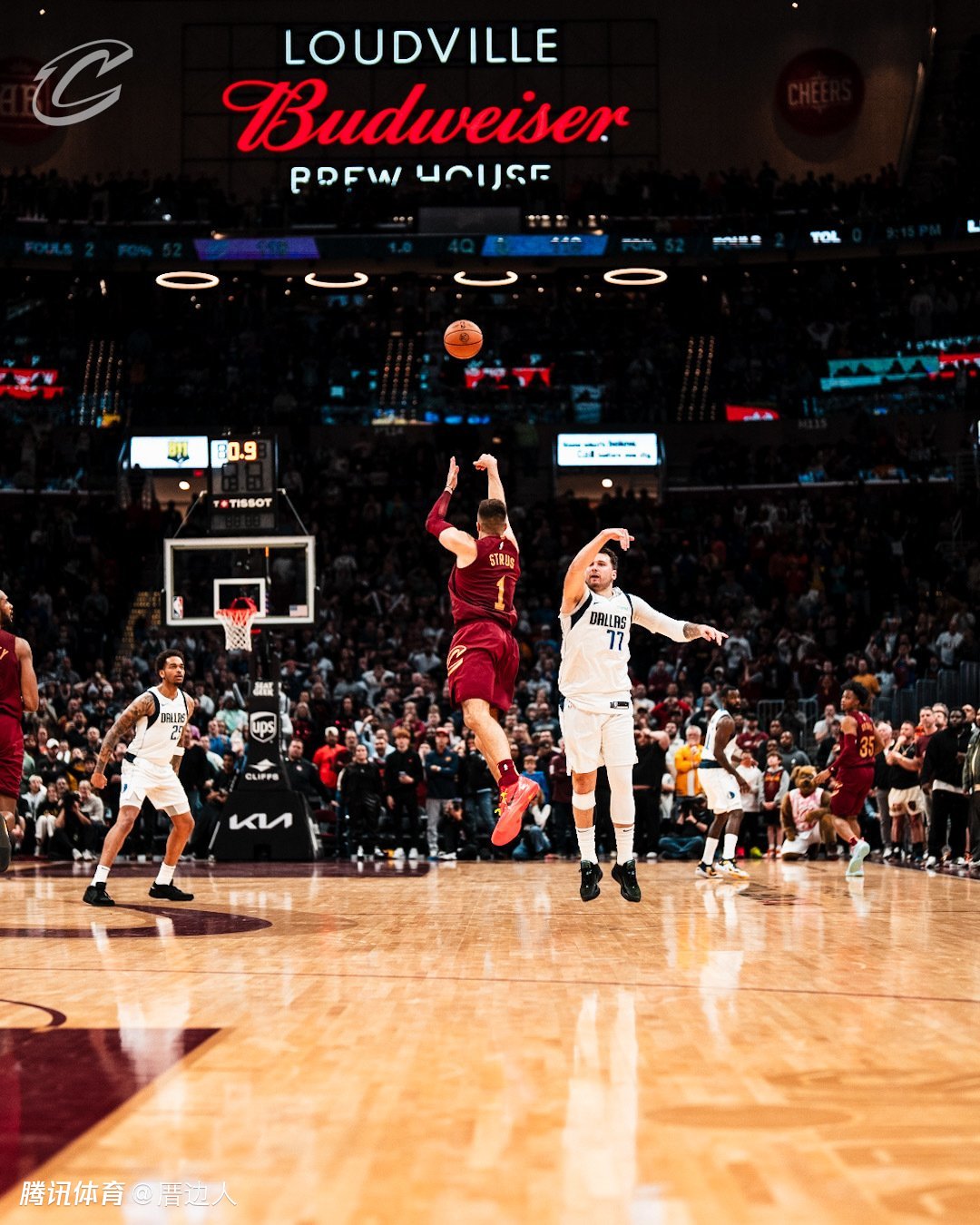 惊艳表现!球员绝杀破门 惊艳表现!球员绝杀破门