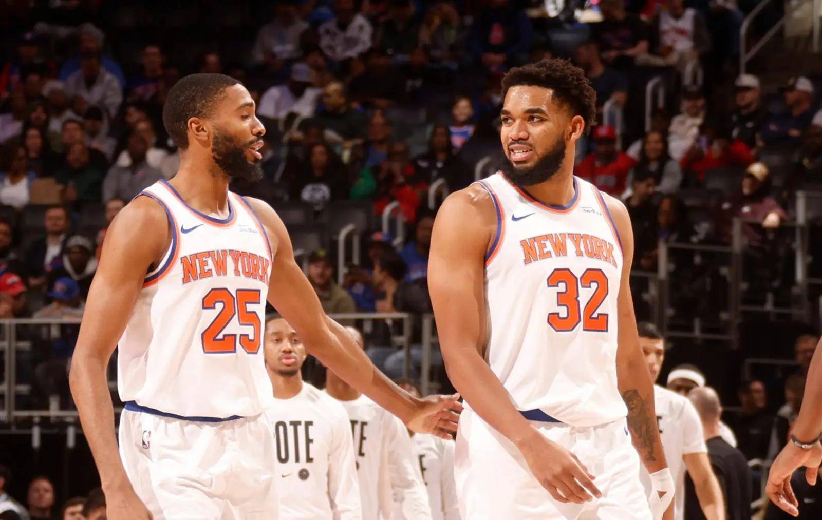 马刺击败尼克斯逐渐回暖