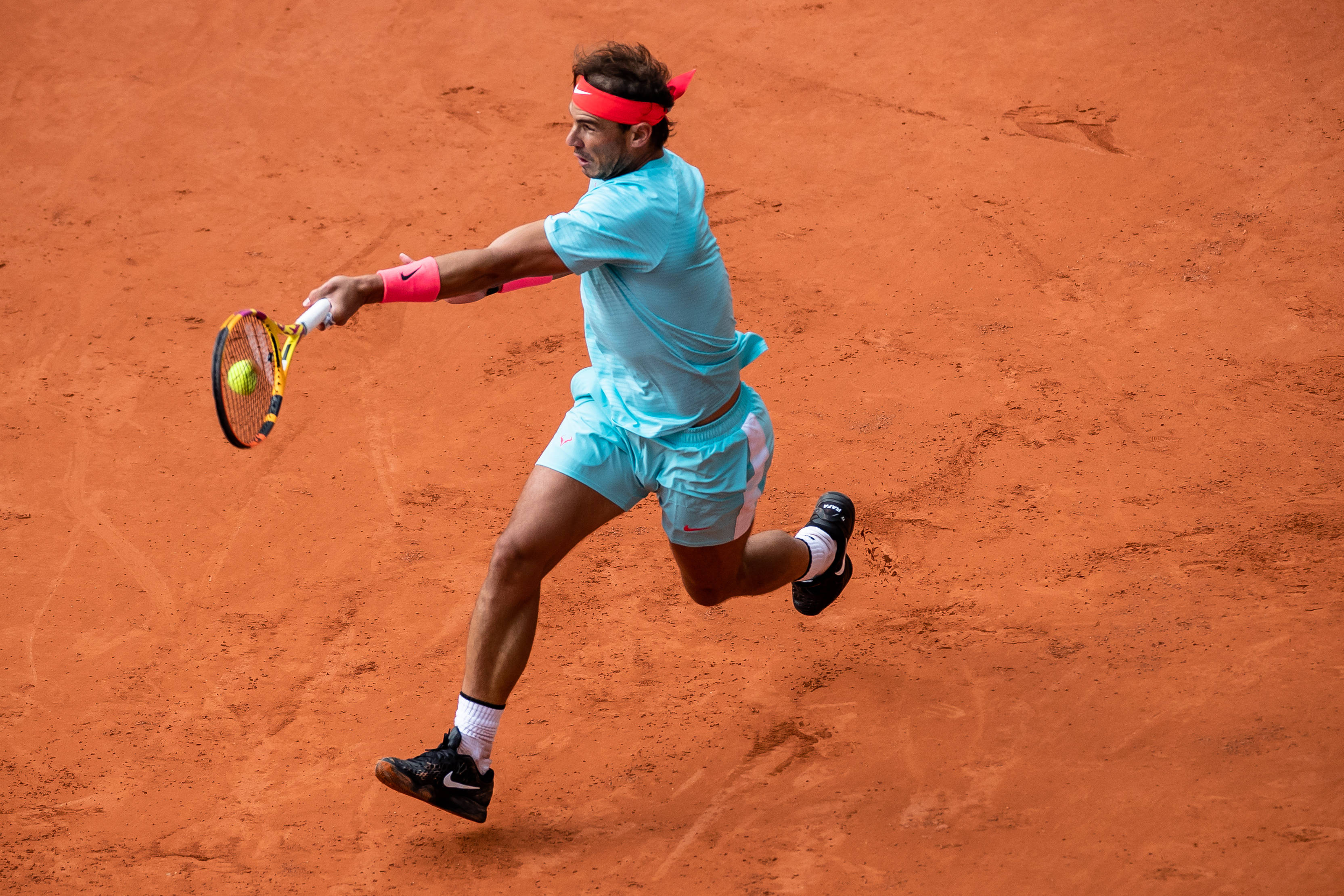 包含法国网球队轻取日本网球队，纳达尔高光表现的词条