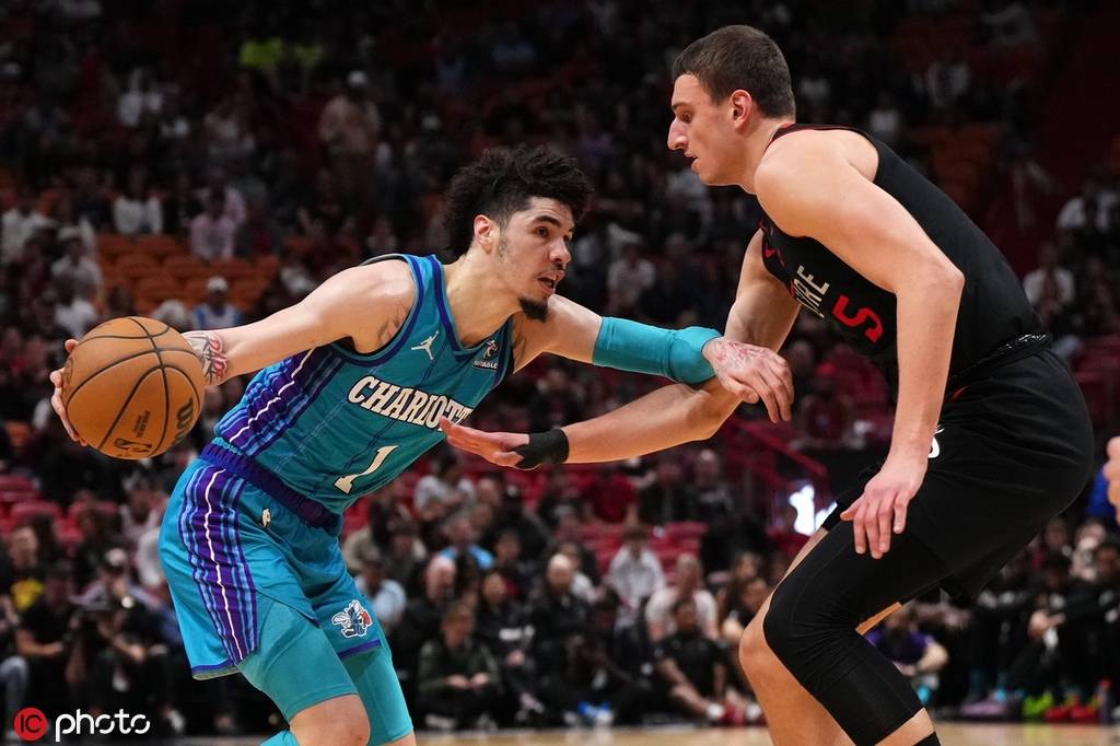 热火主场击败黄蜂,稳坐东部第四 热火主场击败黄蜂,稳坐东部第四