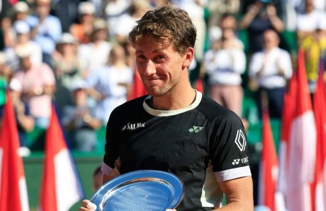 蒙特卡洛大师赛逆转美网,西西帕斯扛起全队的简单介绍 蒙特卡洛大师赛逆转美网,西西帕斯扛起全队的简单介绍