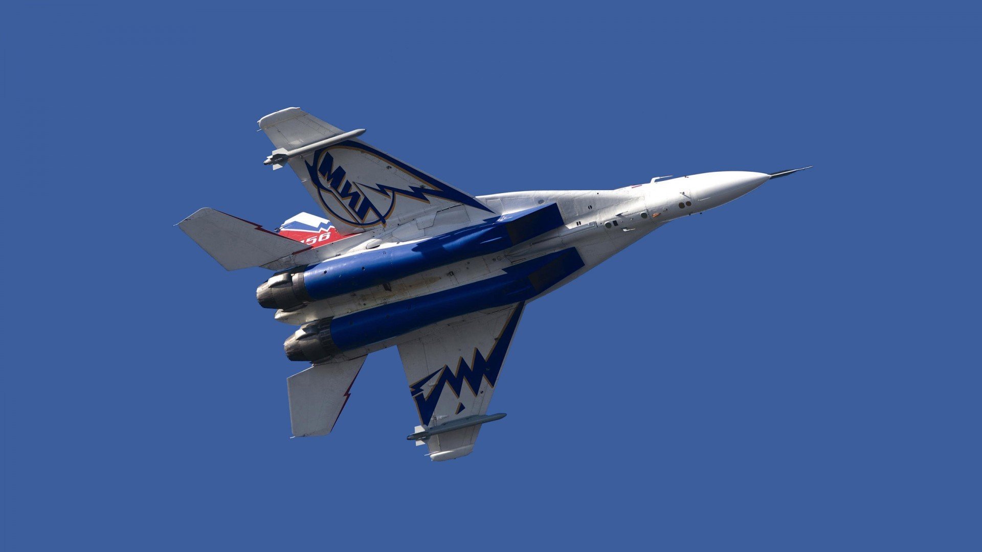 双重跨界接管，当森林狼撕碎猛龙，利拉德用足球语言诠释决胜时刻