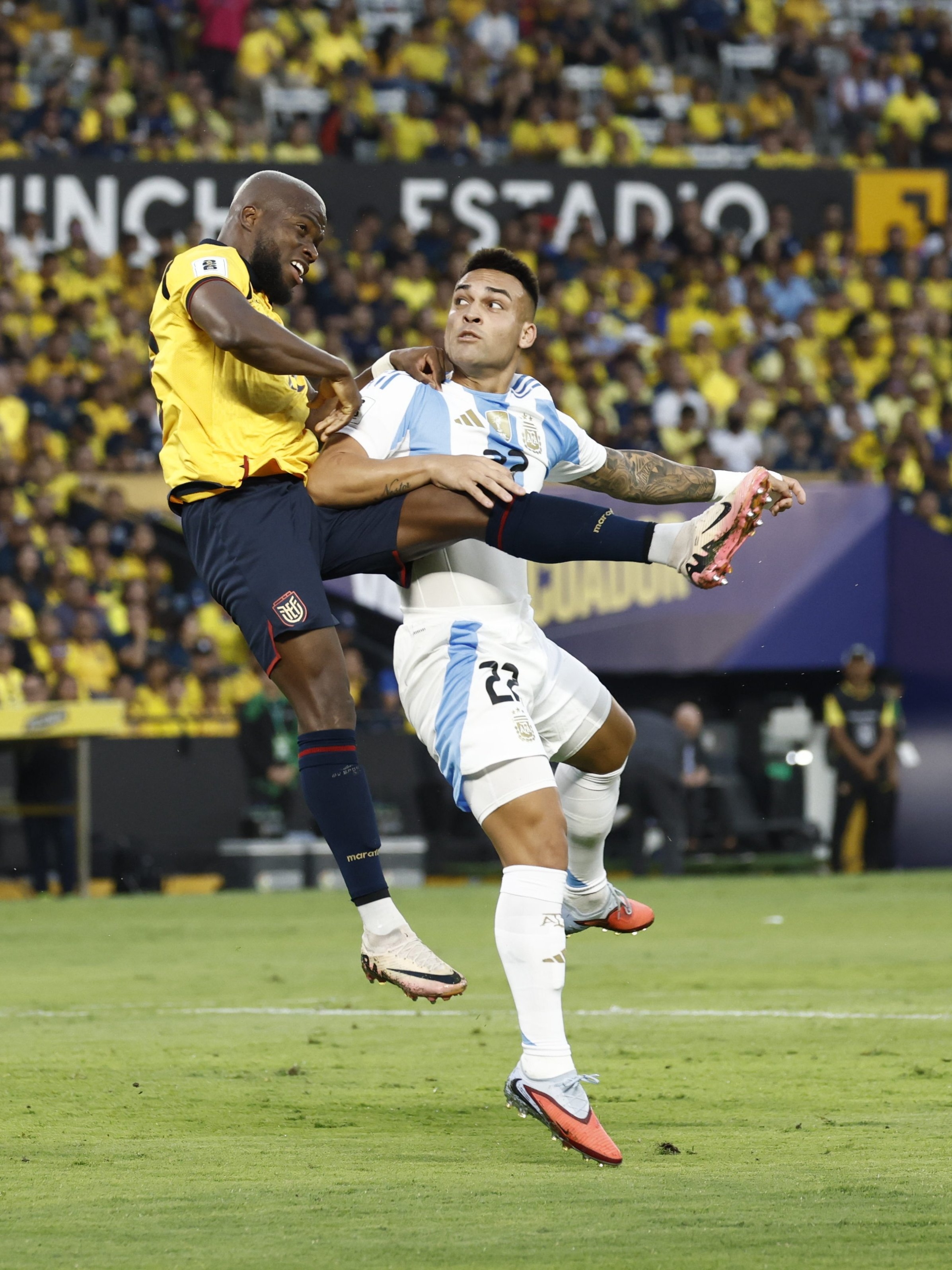 冰岛强势拿下皇马，梅西打出生涯之夜