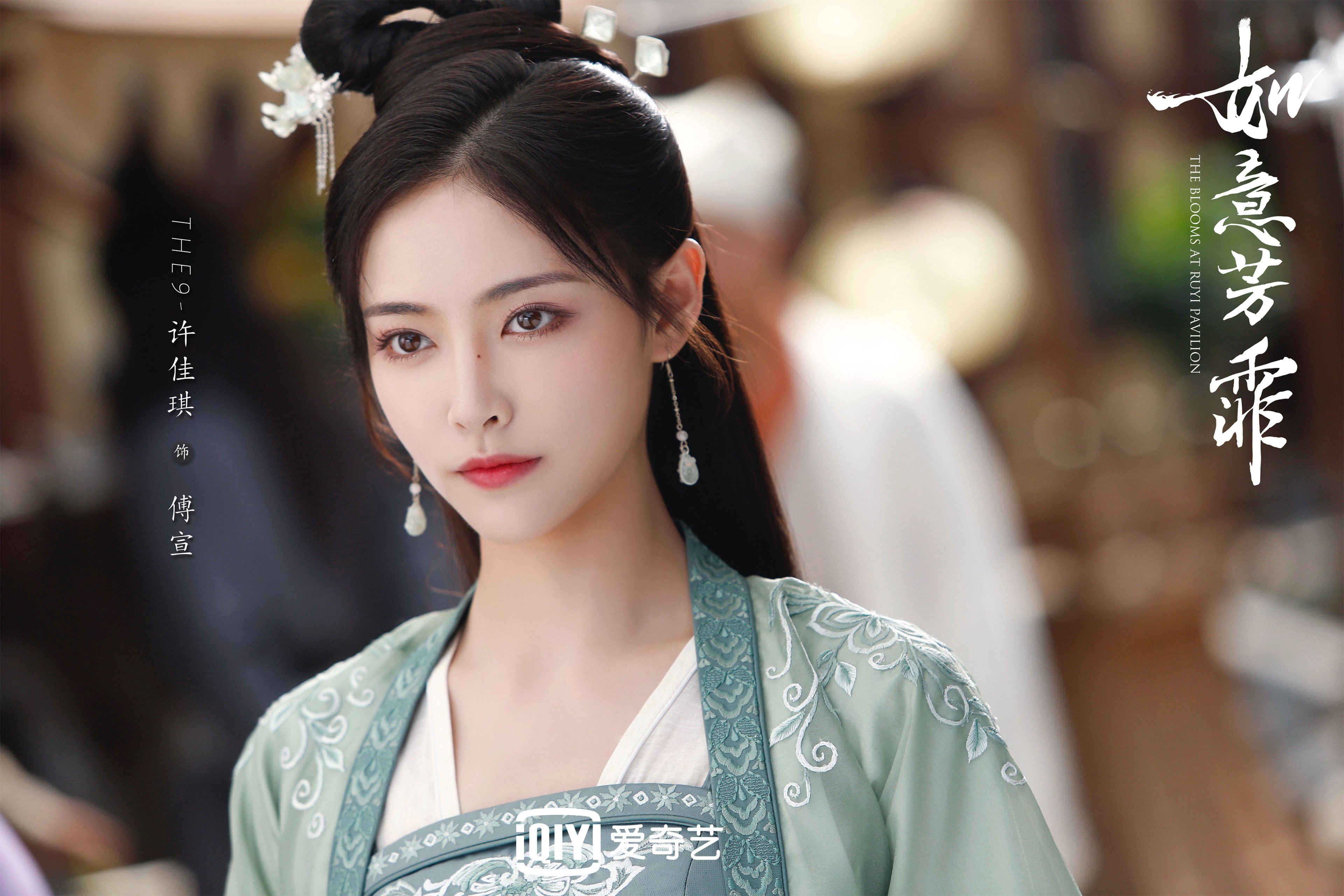 孤星与红月，体育英雄主义的双城记