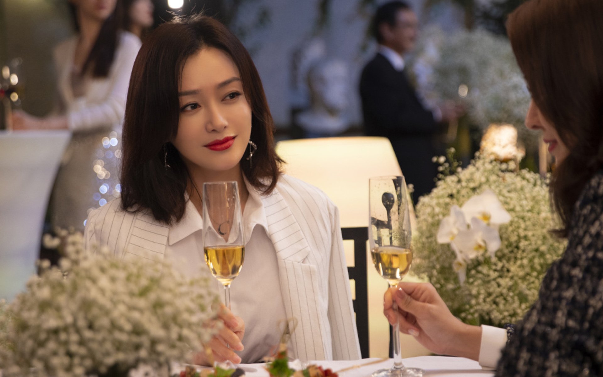 2026世界杯之夜,戈贝尔用29+23+9的恐怖数据宣告,NBA之外亦有神兽降临