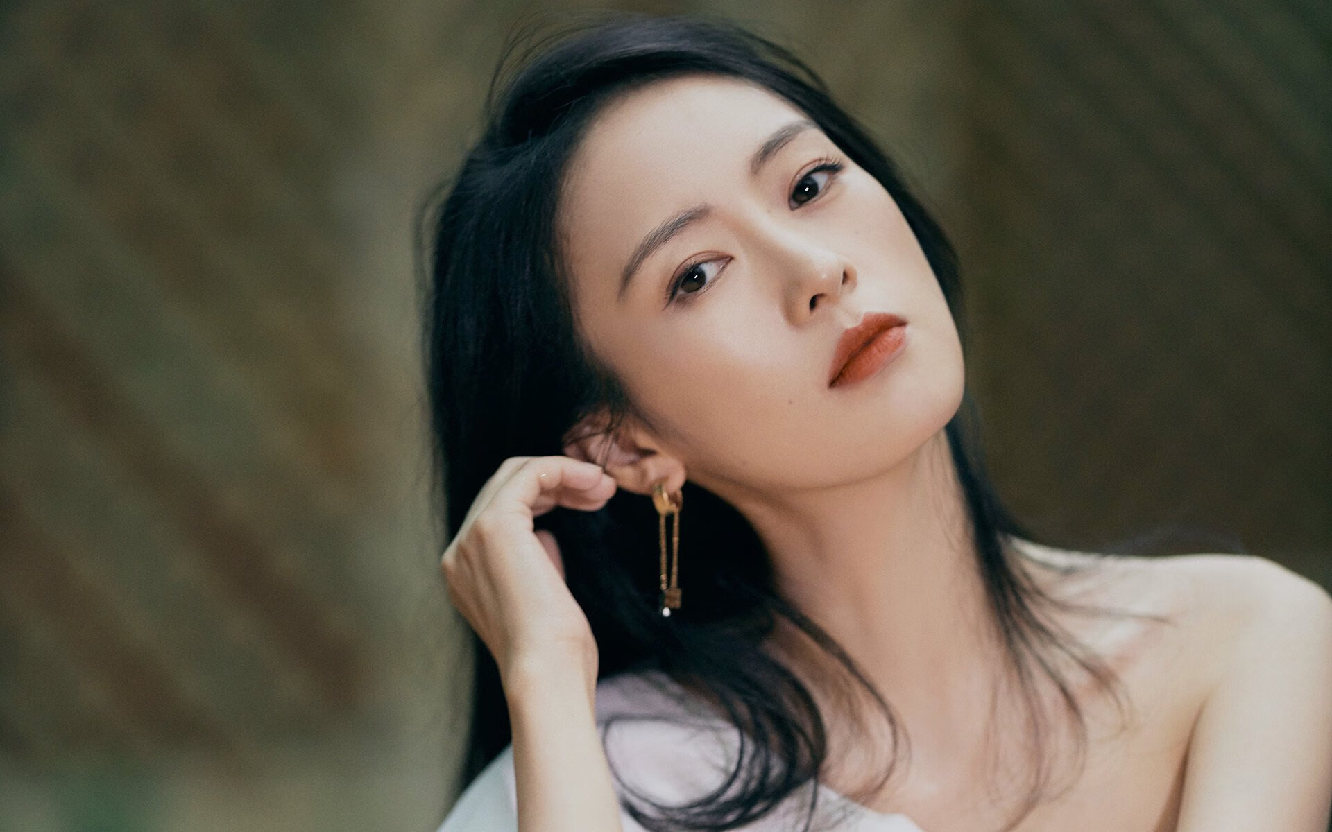 非洲雄鹰啄伤蓝鹰！那不勒斯防线遭尼日利亚双星肢解，奥亚尔萨瓦尔演绎完美进攻